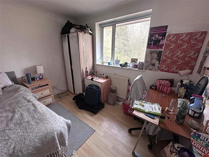 6 Bedroom Semi-Detached House To Rent In West City, NR5