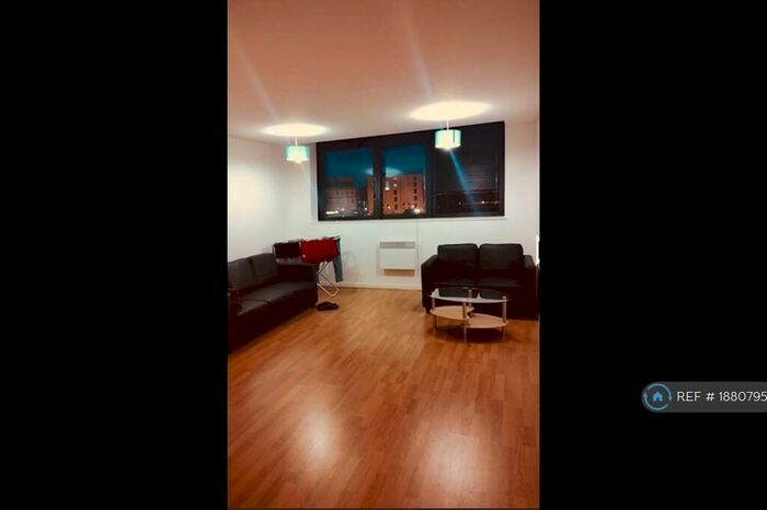 2 Bedroom Flat To Rent In Mann Island, Liverpool, L3