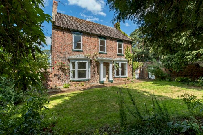 4 Bedroom Detached House For Sale In Church House, Pickhill, Thirsk, YO7