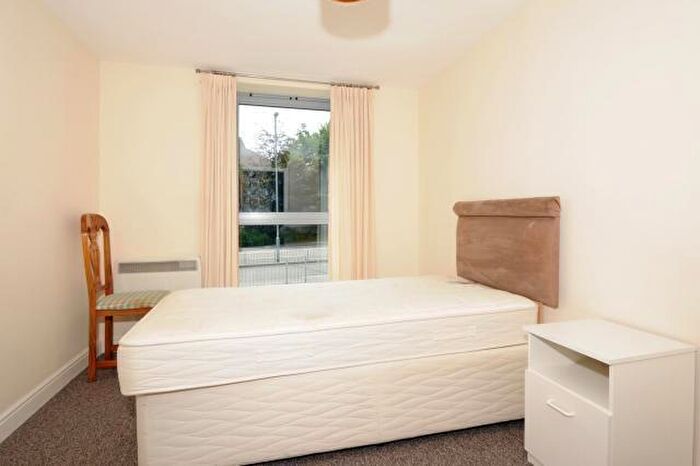 2 Bedroom Detached House To Rent In Kelvin Gate, Bracknell, RG12