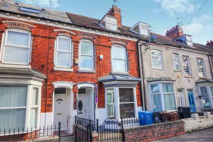 2 Bedroom Terraced House To Rent In Plane Street, Hull, HU3