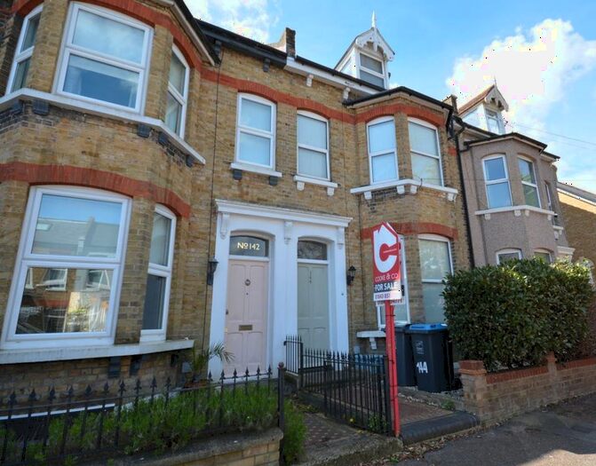 4 Bedroom Property To Rent In Crescent Road, Ramsgate, CT11