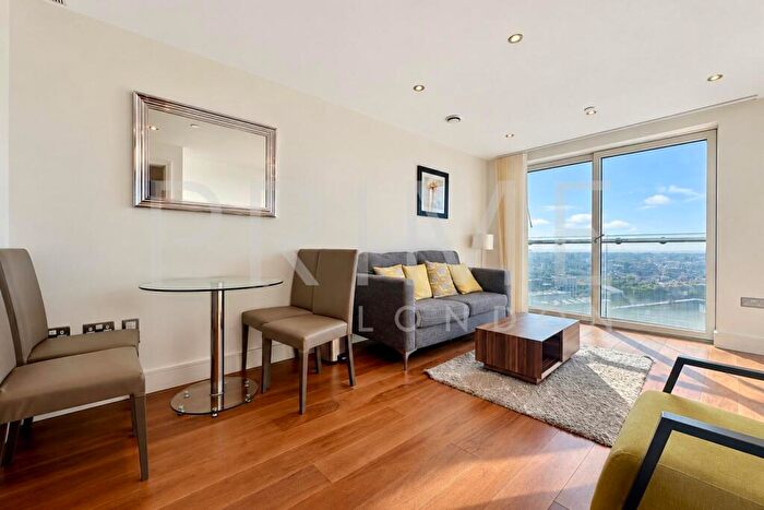 1 Bedroom Apartment To Rent In Talisman Tower, Lincoln Plaza, Canary Wharf, E14