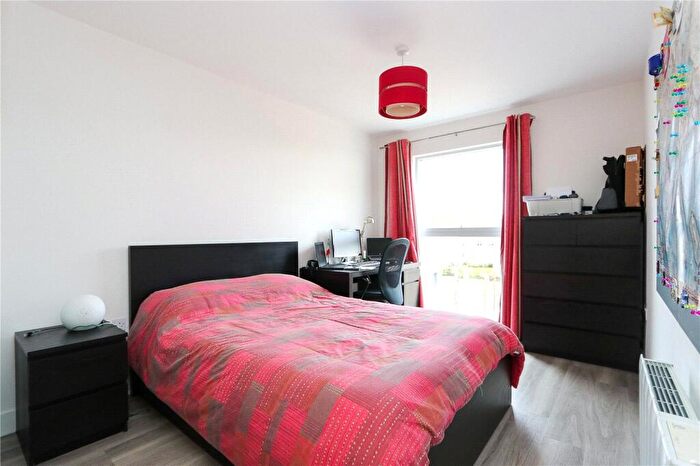 2 Bedroom Apartment For Sale In The Square, Long Down Avenue, Bristol, BS16