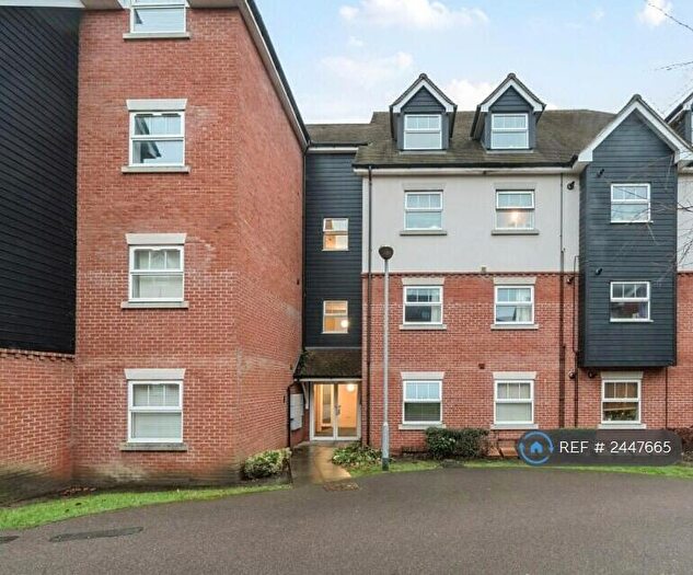 2 Bedroom Flat To Rent In Bowling House, Bishops Stortford, CM23