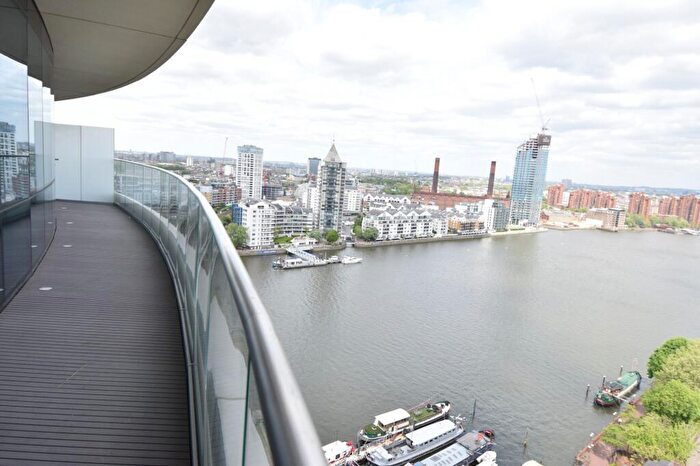 2 Bedroom Apartment For Sale In Lombard Wharf, Wandsworth, SW11