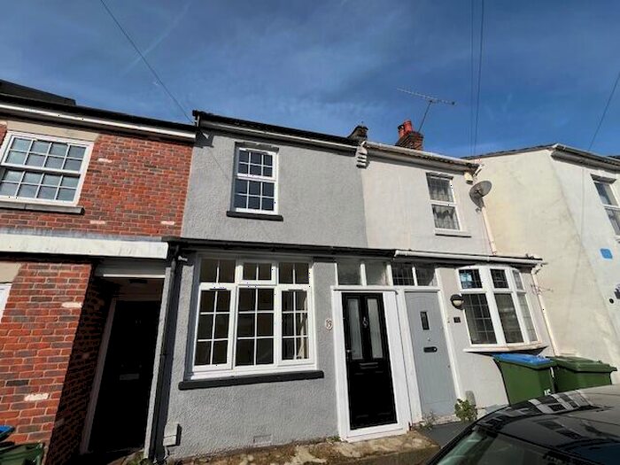 2 Bedroom House To Rent In Dover Street, Southampton, SO14