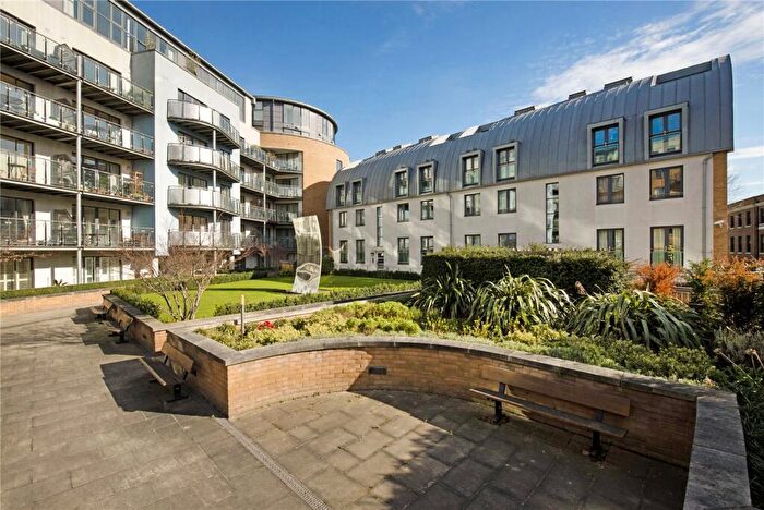 2 Bedroom Flat To Rent In Angel Southside, Owen Street, EC1V