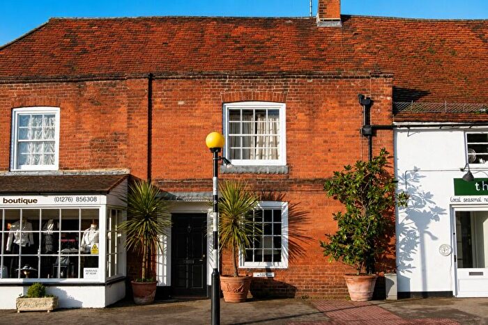 2 Bedroom Cottage To Rent In Chobham, Surrey, GU24