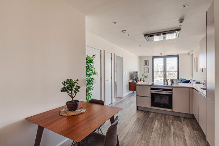 1 Bedroom Apartment To Rent In Collier Point, London, SE8