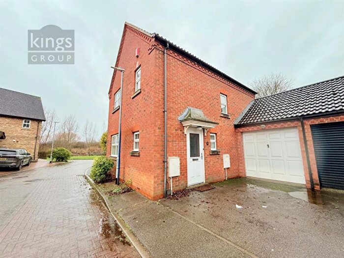 4 Bedroom House For Sale In Heather Gardens, Waltham Abbey, EN9