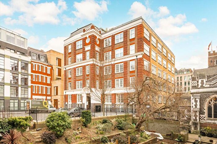 1 Bedroom Flat To Rent In Bartholomew Close, Bartholomew Close, EC1A