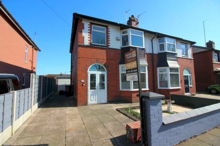 3 Bedroom Semi-Detached House To Rent In Bury Road, Radcliffe, Manchester, M26