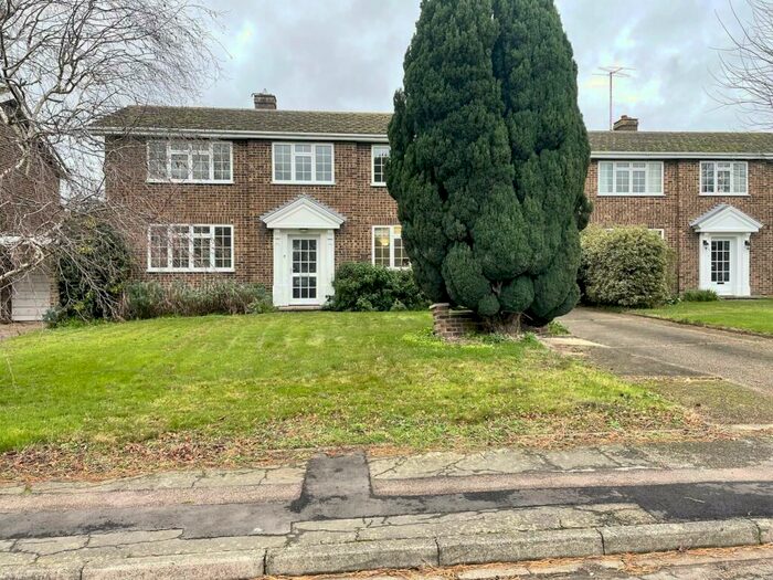 4 Bedroom Detached House To Rent In Park Court, Sandy, SG19