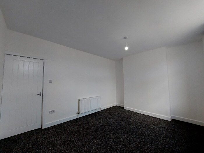 2 Bedroom Terraced House To Rent In Branch Road, Burnley, BB11