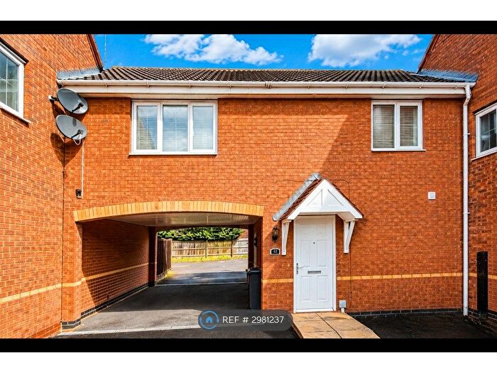 2 Bedroom Terraced House To Rent In Lynnon Field, Warwick, CV34