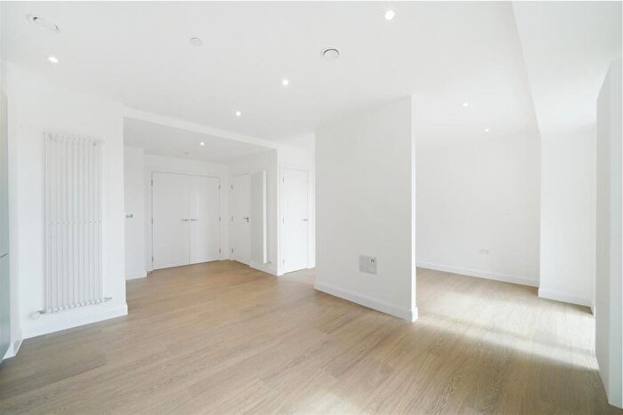 Studio To Rent In Wellspring House, Royal Victoria Dock, E16
