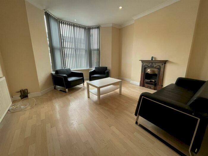 1 Bedroom Flat To Rent In Gordon Road, Cardiff, CF24