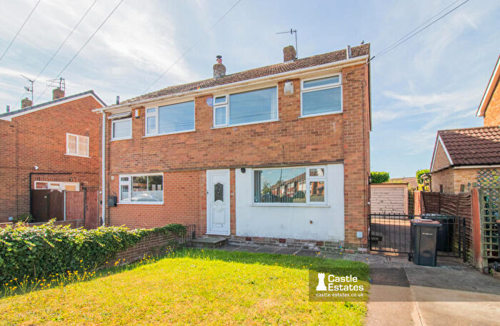 3 Bedroom Semi-Detached House To Rent In Meadow Road, Beeston, NG9