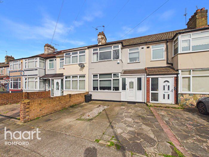 3 Bedroom Terraced House For Sale In Crow Lane, Romford, RM7