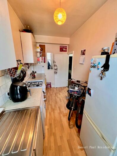 1 Bedroom Flat To Rent In The Grove, London, W5