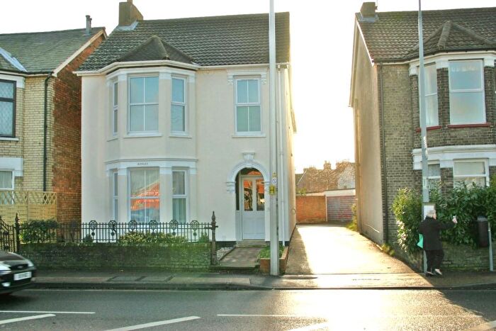 1 Bedroom Flat To Rent In Felixstowe Road, Ipswich, IP3