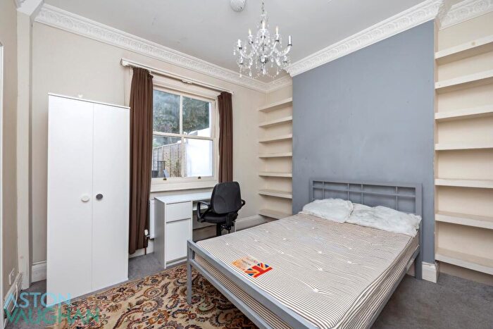 Apartment To Rent In Clifton Hill, Brighton, BN1