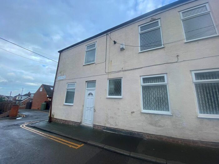 3 Bedroom End Terrace House To Rent In Chapel Street, Middlesbrough, TS6