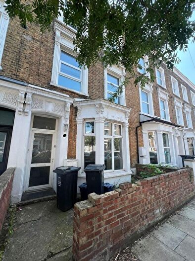6 Bedroom Terraced House To Rent In Dunlece Road, Hackney London, Hackney, Hackney, E5