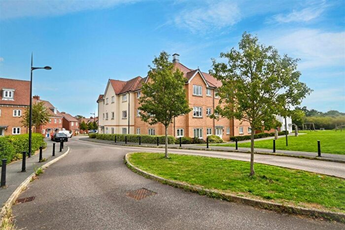 2 Bedroom Flat For Sale In Kensington Way, Polegate, BN26
