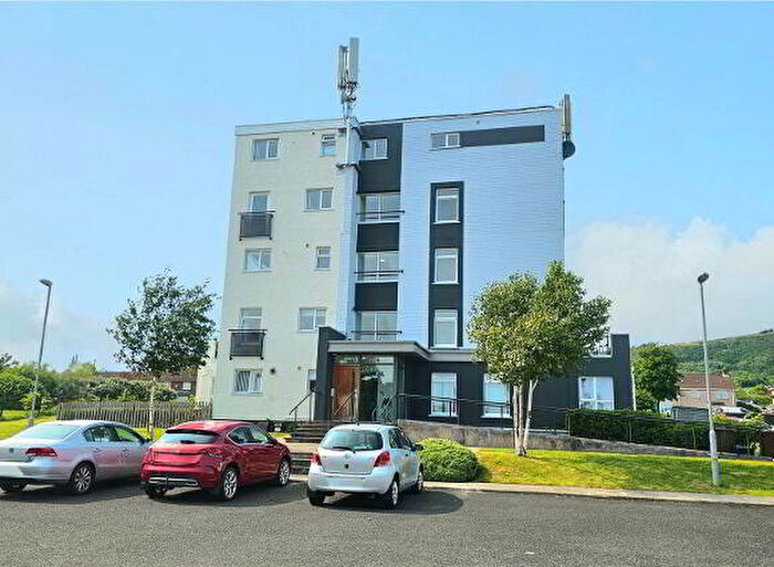 3 Bedroom Duplex Apartments For Sale In I Knocksallagh Green, Carrickfergus, BT38