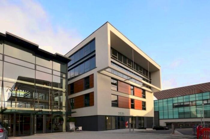 2 Bedroom Apartment To Rent In Alexandra Terrace, Guildford, GU1