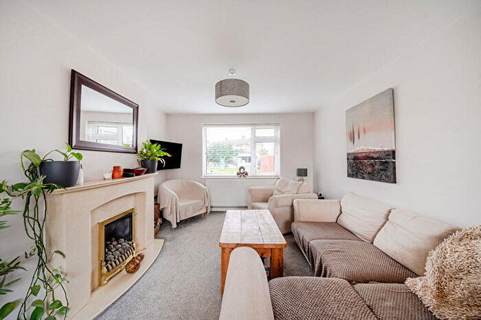 3 Bedroom Terraced House For Sale In Beech Road, Oakham, LE15