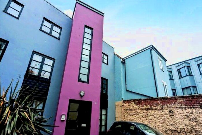1 Bedroom Flat To Rent In Boot Lane, Bristol, BS3