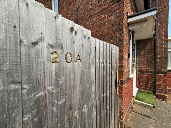 Studio To Rent In Overdale, Telford, TF3