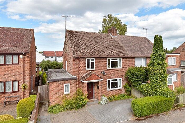 3 Bedroom Semi Detached House For Sale In Bifrons Road, Bekesbourne, Canterbury, Kent, CT4