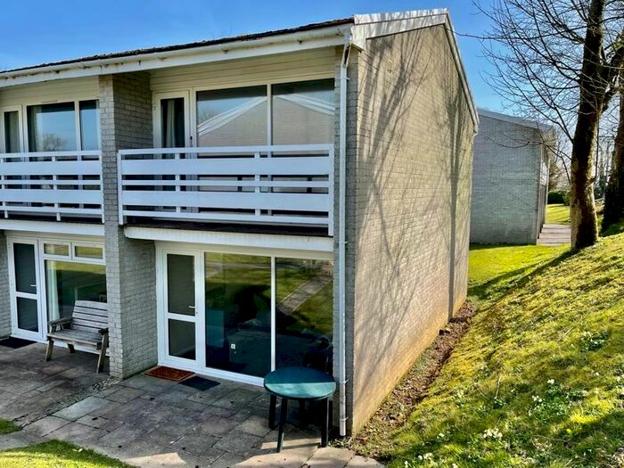 2 Bedroom End Of Terrace House For Sale In Newquay, TR8