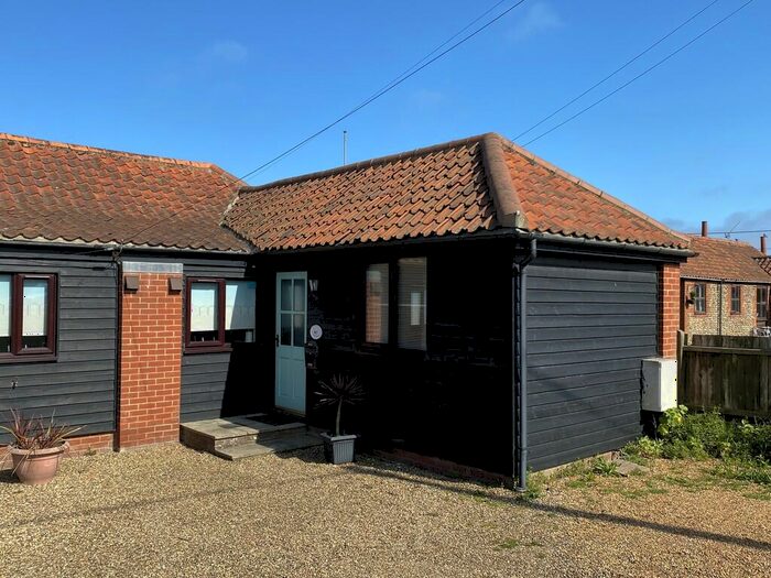 1 Bedroom Semi-Detached Bungalow For Sale In Coast Road, Bacton, NR12