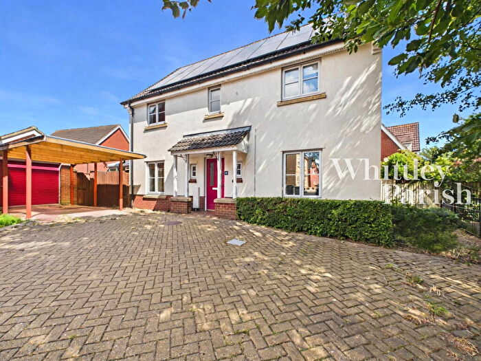 4 Bedroom Detached House For Sale In Upgate, Tharston, Norwich, NR15