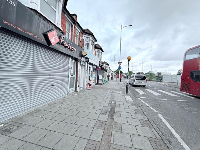 1 Bedroom Flat To Rent In Ley Street, Ilford, IG1