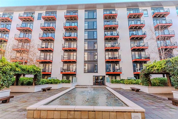 1 Bedroom Apartment For Sale In No Street, Woolwich, SE18