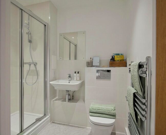 2 Bedroom Apartment To Rent In Roden Street, Ilford, London, IG1