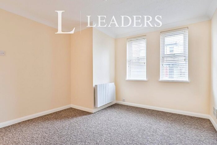 1 Bedroom Flat To Rent In Central Christchurch, BH23