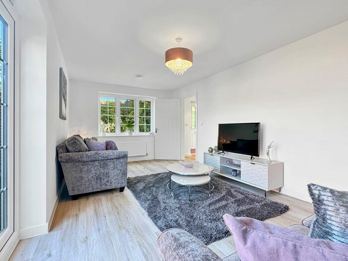 3 Bedroom End Of Terrace House For Sale In James Ward Road, 'st Michael's Place', Colchester, CO2