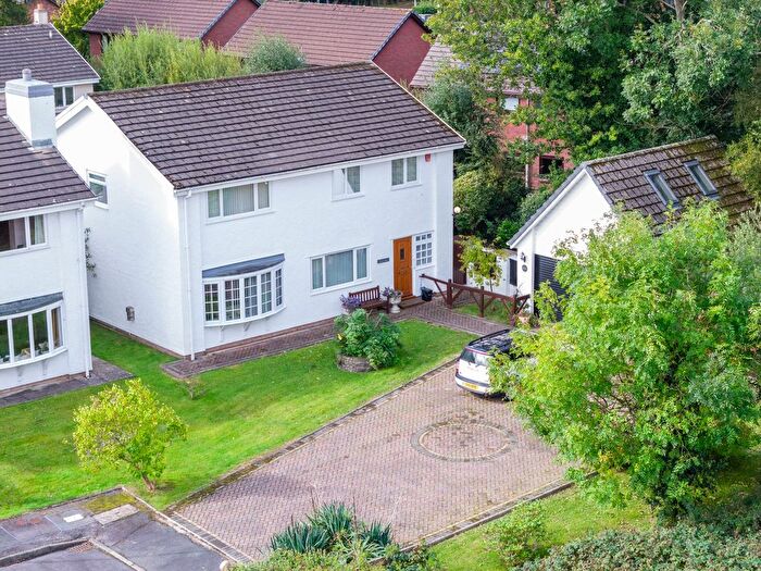 4 Bedroom Detached House For Sale In Maesceinion, Waunfawr, Aberystwyth, SY23