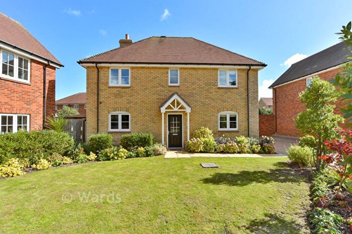 4 Bedroom Detached House For Sale In Lancefield Drive, Faversham, Faversham, Kent, ME13