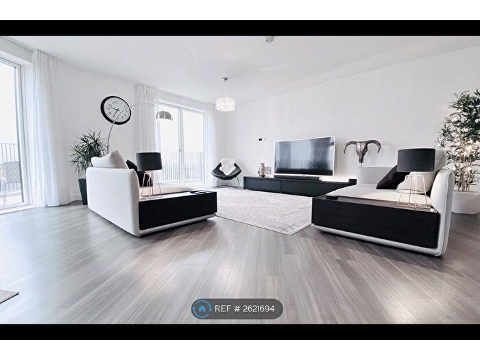 3 Bedroom Flat To Rent In Olympic Park Avenue, London, E20