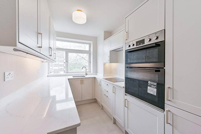 2 Bedroom Flat To Rent In St Johns Wood Park, St John's Wood, London, NW8