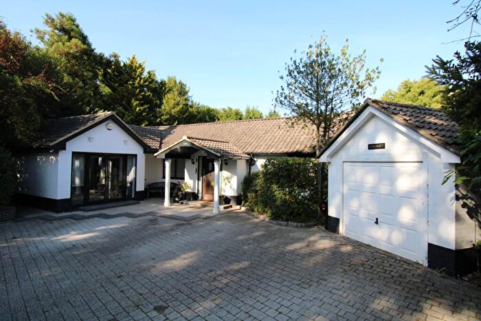 5 Bedroom Detached Bungalow To Rent In Lingfield, Surrey, RH7