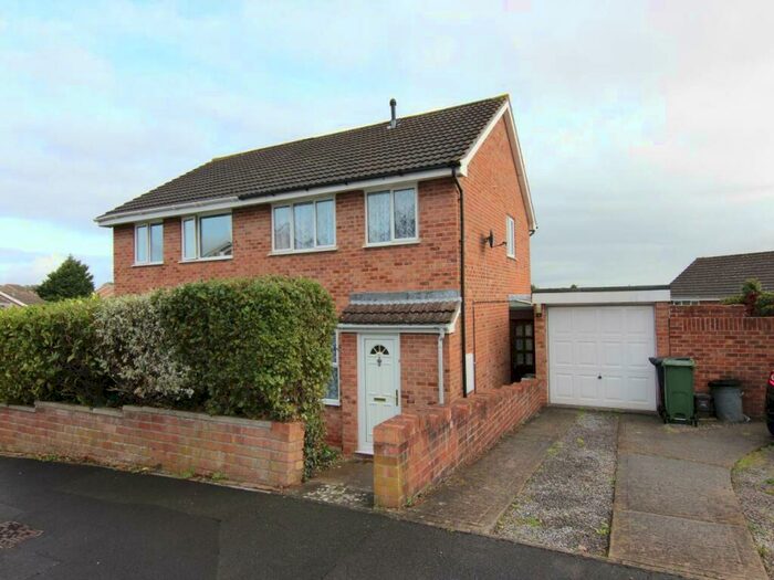 3 Bedroom House To Rent In The Lindens, Worle, Weston-super-Mare, BS22